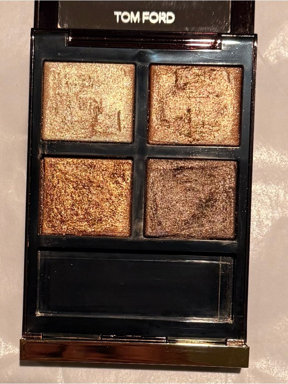Used TOM FORD EYE COLOR QUAD 04 Suspicion